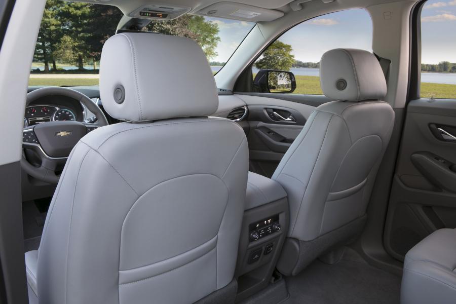  Chevrolet Traverse 2017 года  (фото 32 из 61)